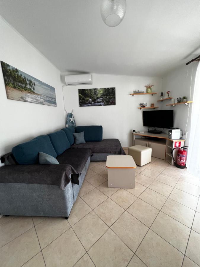 Vacation House Radosic Radosic  Eksteriør bilde