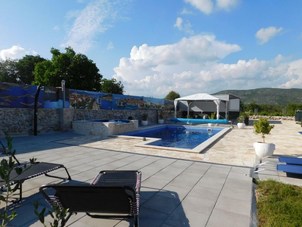Vacation House Radosic Radosic  Eksteriør bilde