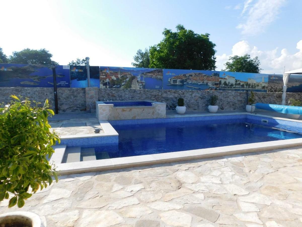 Vacation House Radosic Radosic  Eksteriør bilde