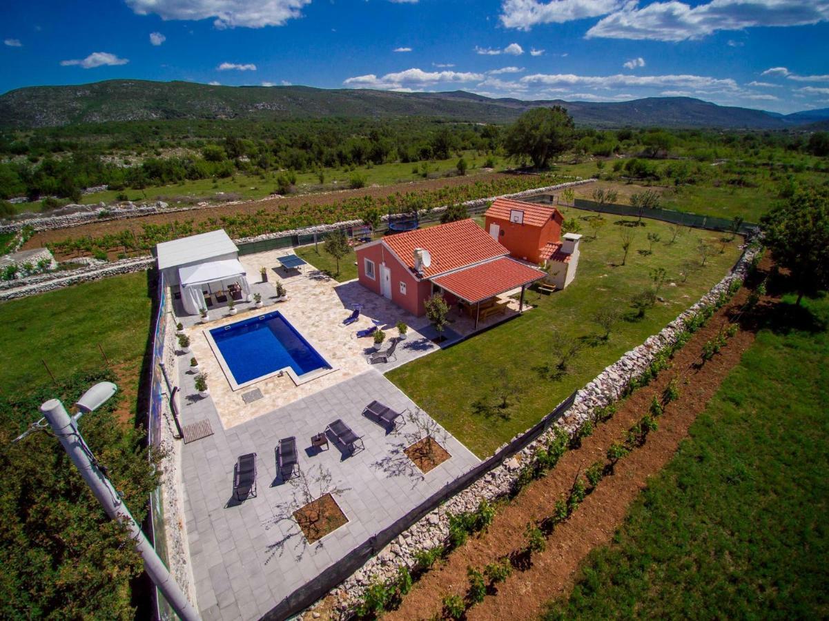 Vacation House Radosic Radosic  Eksteriør bilde